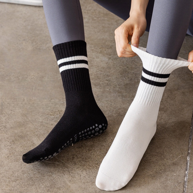 Women Non Slip Yoga Socks, Gri - Pilates Yoga Fitness review and price